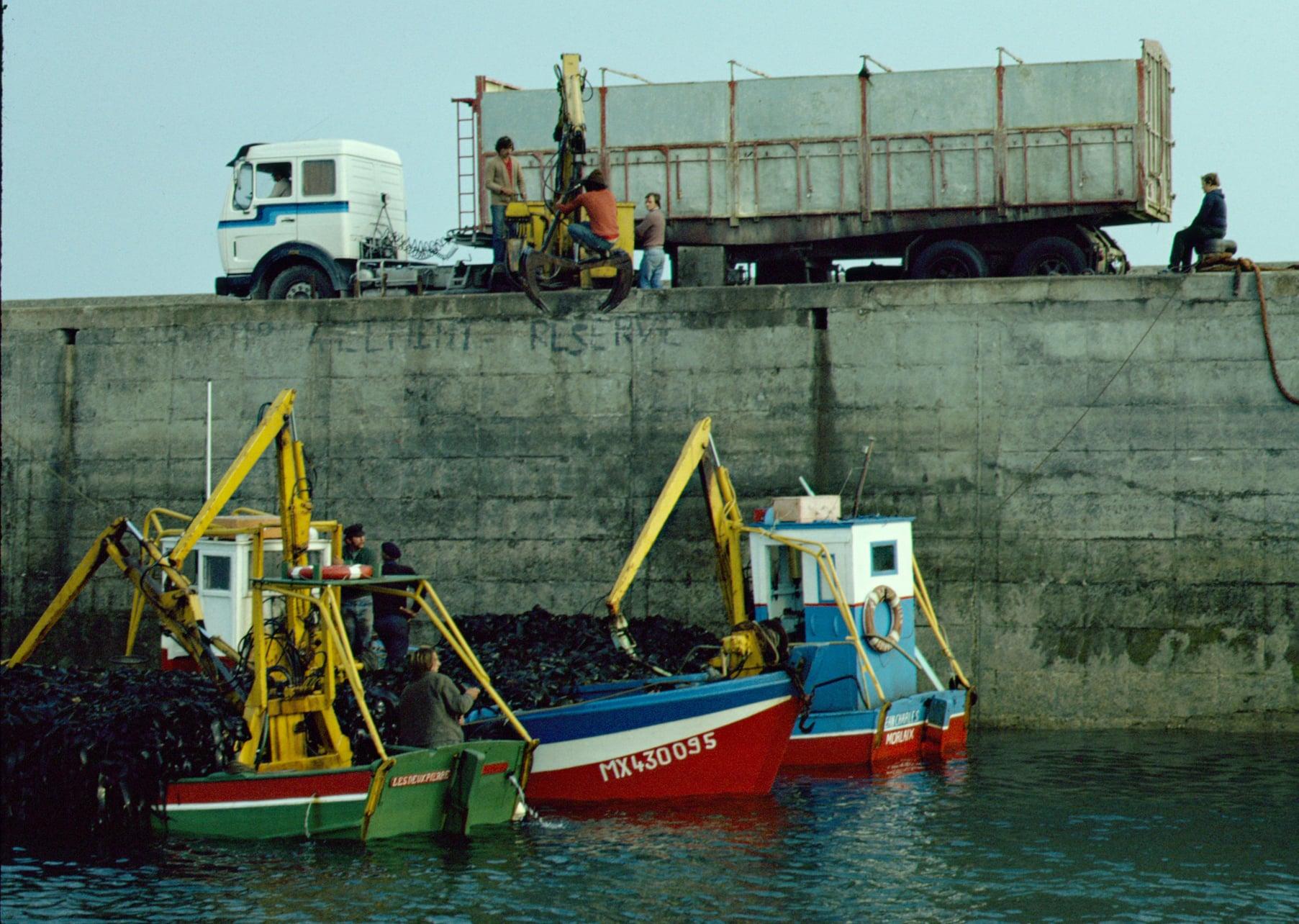 Les deux pierre noz deiz jean charles py decosse roscoff v 1980